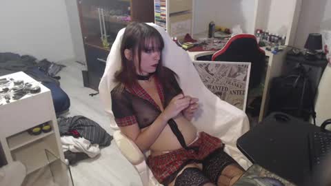 missthon online show from 04-19-26, 07:51