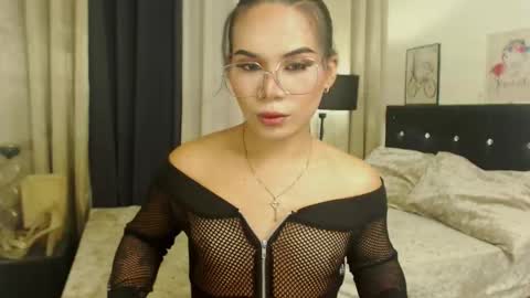 misstrishontop online show from 12-03-24, 07:10