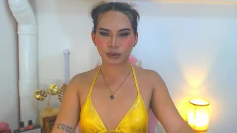 misstrishontop online show from 09-18-25, 10:28