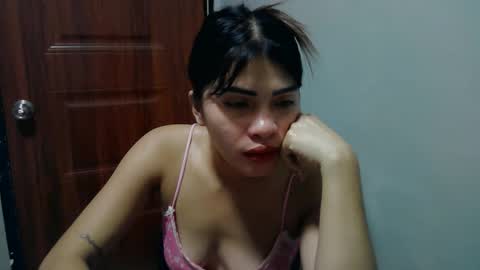 sofia online show from 05-12-26, 01:36