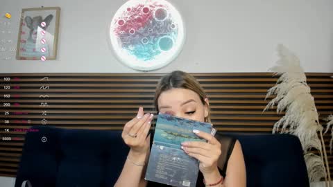 missvalery1 online show from 01-07-25, 08:31