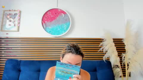 missvalery1 online show from 01-13-25, 08:26