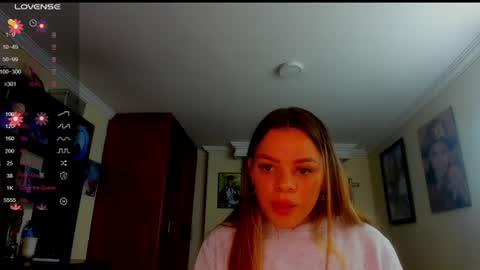 missvalery1 online show from 06-09-26, 11:38