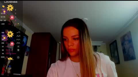 missvalery1 online show from 06-18-26, 11:09