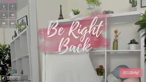 Snapshot of missvancouver_ chatting on 09-10-25, 12:38 Mafe Jimenez online show from 09-10-25, 12:38