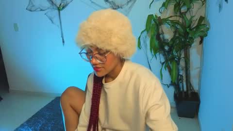Snapshot of missvenuss chatting on 10-21-25, 05:08 IG MISSVENUSS1 online show from 10-21-25, 05:08