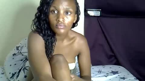 Snapshot of missxynn chatting on 05-16-26, 07:34 missxynn online show from 05-16-26, 07:34