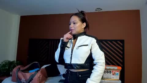 Miss online show from 06-11-26, 02:53