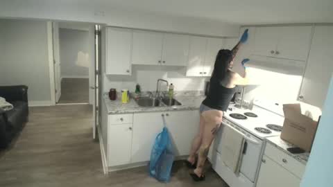 Missy Dee online show from 01-13-26, 07:57