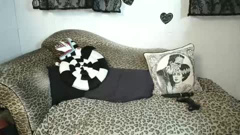 Snapshot of missy_dee chatting on 06-29-26, 10:15 Missy Dee online show from 06-29-26, 10:15