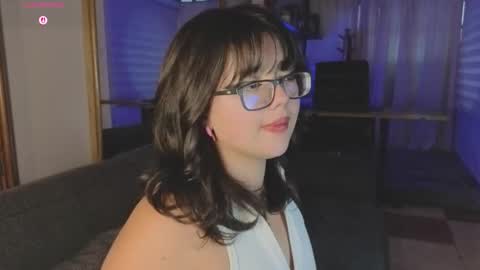 Snapshot of missy_taylor_ chatting on 10-11-25, 10:08 Missy online show from 10-11-25, 10:08