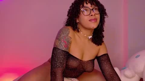 Missy Gainer online show from 11-15-25, 05:42