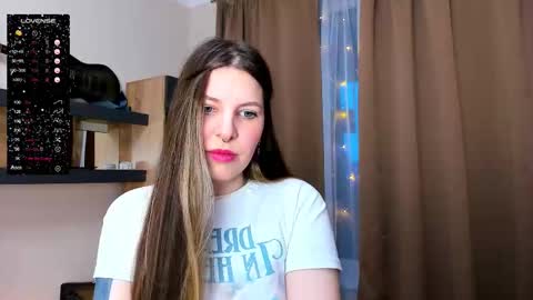 Snapshot of missyourann chatting on 02-07-26, 02:32 Anya online show from 02-07-26, 02:32