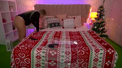  Amely  online show from 12-24-24, 12:00