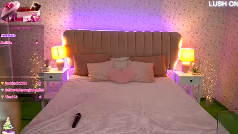  Amely  online show from 01-15-25, 02:35