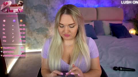  Amely  online show from 01-24-25, 11:37