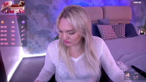  Amely  online show from 03-06-25, 07:36
