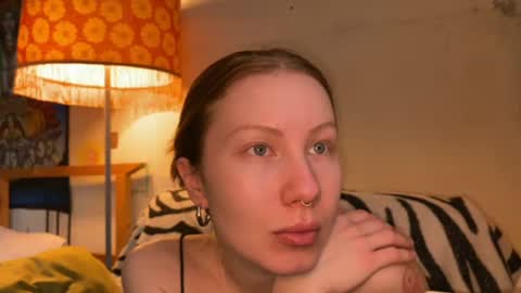 Snapshot of misszlataa chatting on 03-08-25, 05:38 Zlata online show from 03-08-25, 05:38