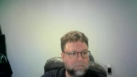 Snapshot of mister_happy567 chatting on 10-24-25, 05:26 Mr. Happy online show from 10-24-25, 05:26