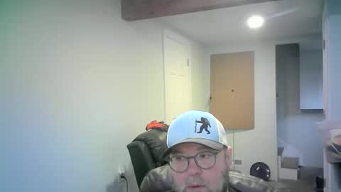 Mr. Happy online show from 02-22-26, 06:06