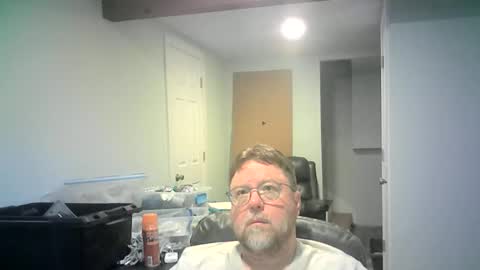 Snapshot of mister_happy567 chatting on 04-04-26, 05:38 Mr. Happy online show from 04-04-26, 05:38