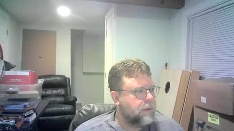 Snapshot of mister_happy567 chatting on 04-21-26, 05:14 Mr. Happy online show from 04-21-26, 05:14