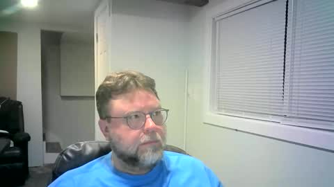 Snapshot of mister_happy567 chatting on 05-24-26, 06:29 Mr. Happy online show from 05-24-26, 06:29