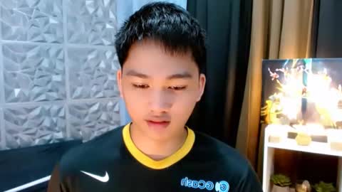 Snapshot of mister_officer chatting on 12-14-25, 09:25 SAINT SACHI will make your day online show from 12-14-25, 09:25