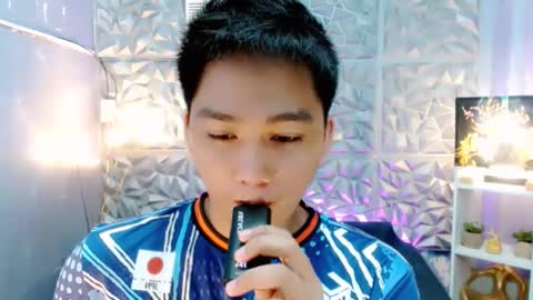 Snapshot of mister_officer chatting on 12-21-25, 07:48 SAINT SACHI will make your day online show from 12-21-25, 07:48