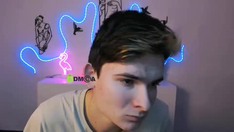 Snapshot of mister_vice chatting on 12-17-25, 12:27 mister_vice online show from 12-17-25, 12:27