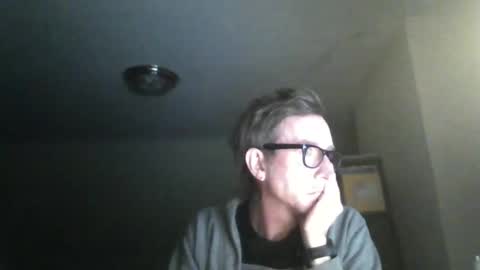 Snapshot of mister_void chatting on 12-02-24, 04:42 Mister Void online show from 12-02-24, 04:42