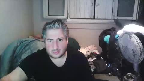 Snapshot of misterbelled chatting on 09-20-25, 12:44 misterbelled online show from 09-20-25, 12:44