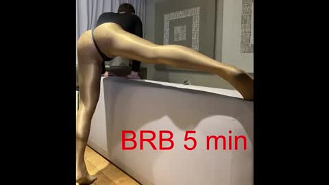 misterbobbyxx online show from 10-11-25, 04:22