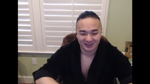 Snapshot of misterlionking chatting on 01-20-25, 09:22 Eric online show from 01-20-25, 09:22