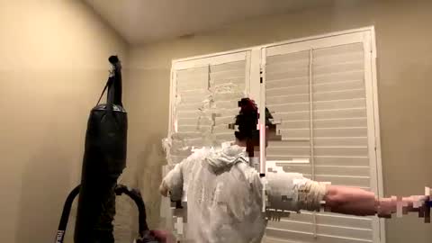 Snapshot of misterlionking chatting on 03-05-25, 08:54 Eric online show from 03-05-25, 08:54