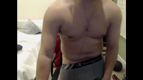 Snapshot of misterlionking chatting on 11-15-25, 01:47 Eric online show from 11-15-25, 01:47