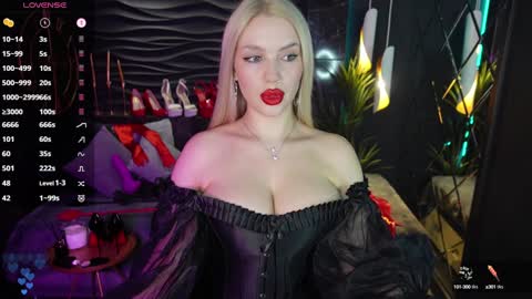 Darsy online show from 01-19-25, 05:18