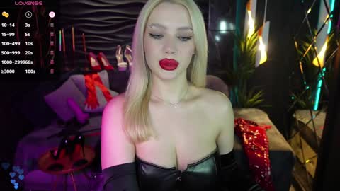 Darsy online show from 01-27-25, 05:04