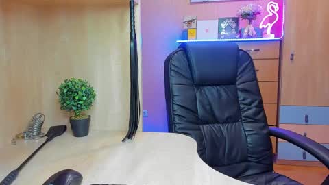 Mistress Kristi online show from 02-26-25, 06:21