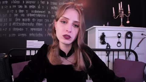 Snapshot of mistress_marlene chatting on 02-06-25, 02:04 Mistress Marlene online show from 02-06-25, 02:04