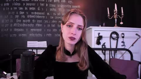 Snapshot of mistress_marlene chatting on 02-11-25, 11:54 Mistress Marlene online show from 02-11-25, 11:54