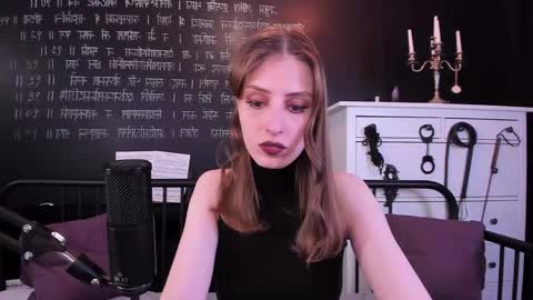 Snapshot of mistress_marlene chatting on 02-23-25, 10:39 Mistress Marlene online show from 02-23-25, 10:39