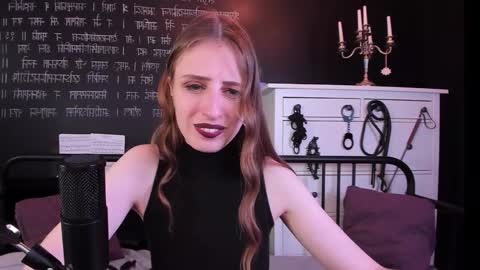 Snapshot of mistress_marlene chatting on 09-22-25, 07:32 Mistress Marlene online show from 09-22-25, 07:32