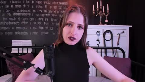 Snapshot of mistress_marlene chatting on 06-21-26, 07:44 Mistress Marlene online show from 06-21-26, 07:44