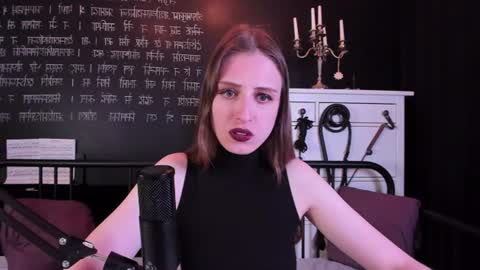 Snapshot of mistress_marlene chatting on 07-18-26, 09:35 Mistress Marlene online show from 07-18-26, 09:35