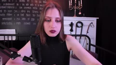 Snapshot of mistress_marlene chatting on 07-20-26, 10:39 Mistress Marlene online show from 07-20-26, 10:39