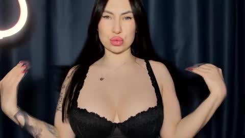 Snapshot of mistress_ninaohnina chatting on 01-18-26, 03:38 Mistress Nina online show from 01-18-26, 03:38