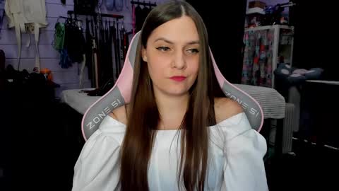 Snapshot of mistress_priest chatting on 02-26-25, 07:05 Dirty Priest and Ivi online show from 02-26-25, 07:05