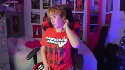 Snapshot of mistresscrowley_999 chatting on 10-26-25, 11:20 mistresscrowley_999 online show from 10-26-25, 11:20