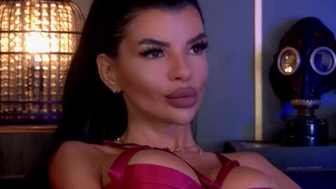 Snapshot of mistresselenia chatting on 09-16-25, 08:15 Elenia online show from 09-16-25, 08:15